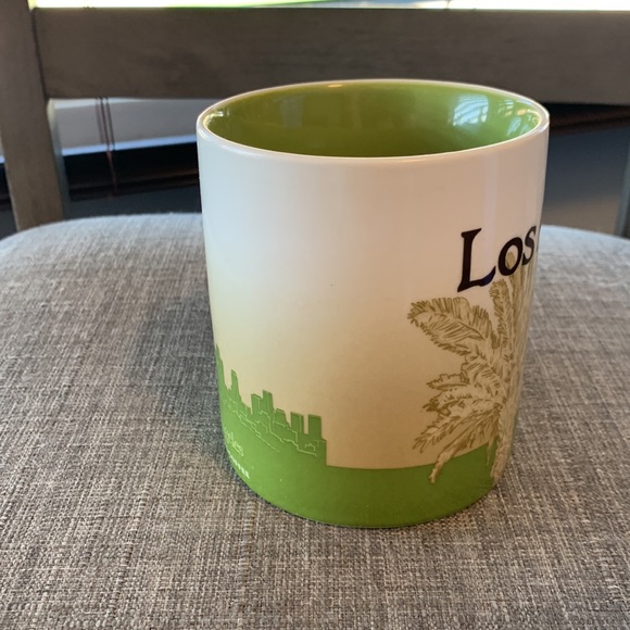 Starbucks Collectors Series Los Angeles Mug 2009 - Picture 2 of 6